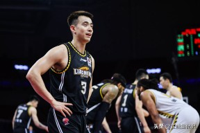 广厦男篮迎CBA常规赛关键赛,加时末段主帅复盘,话题不断,赛季目标并未改变的简单介绍-爱游戏